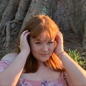 Meet your Posher, Leah